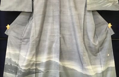 リユース着物「牛首紬ろうけつ染訪問着（海岸風景）」